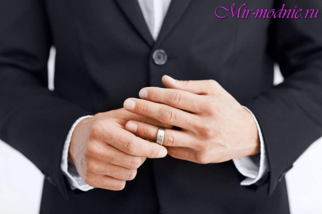 Как носить перстень мужчине